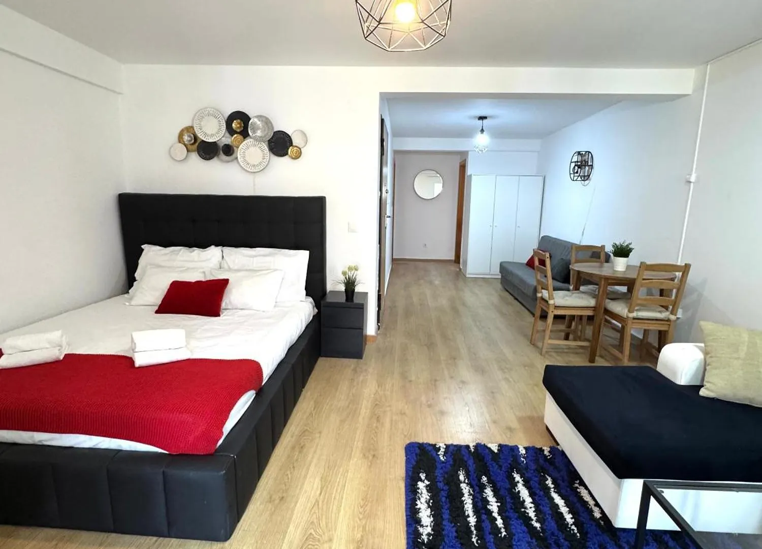 Apartment Helle Und Gemuetliche Wohnung Im Zentrum Lisbon