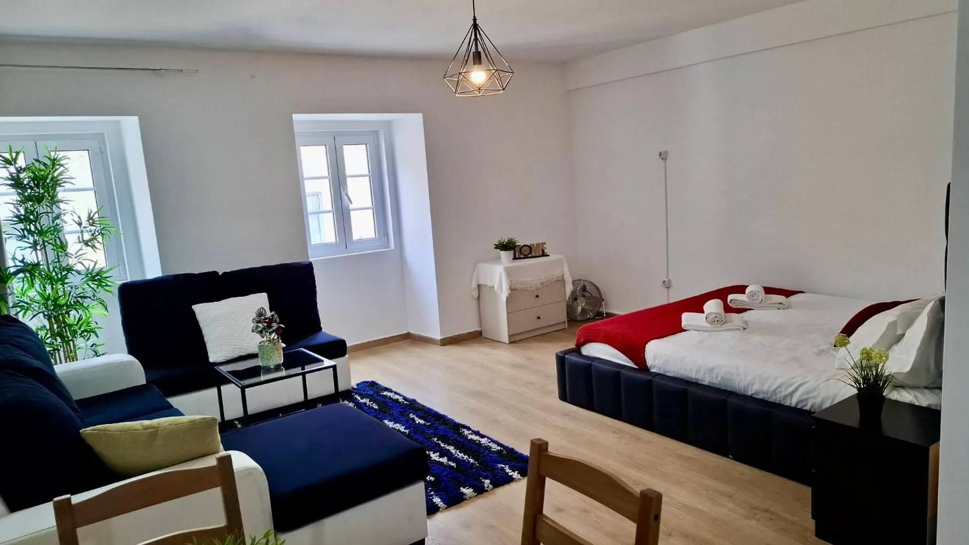 Helle Und Gemuetliche Wohnung Im Zentrum Lisbon Apartment