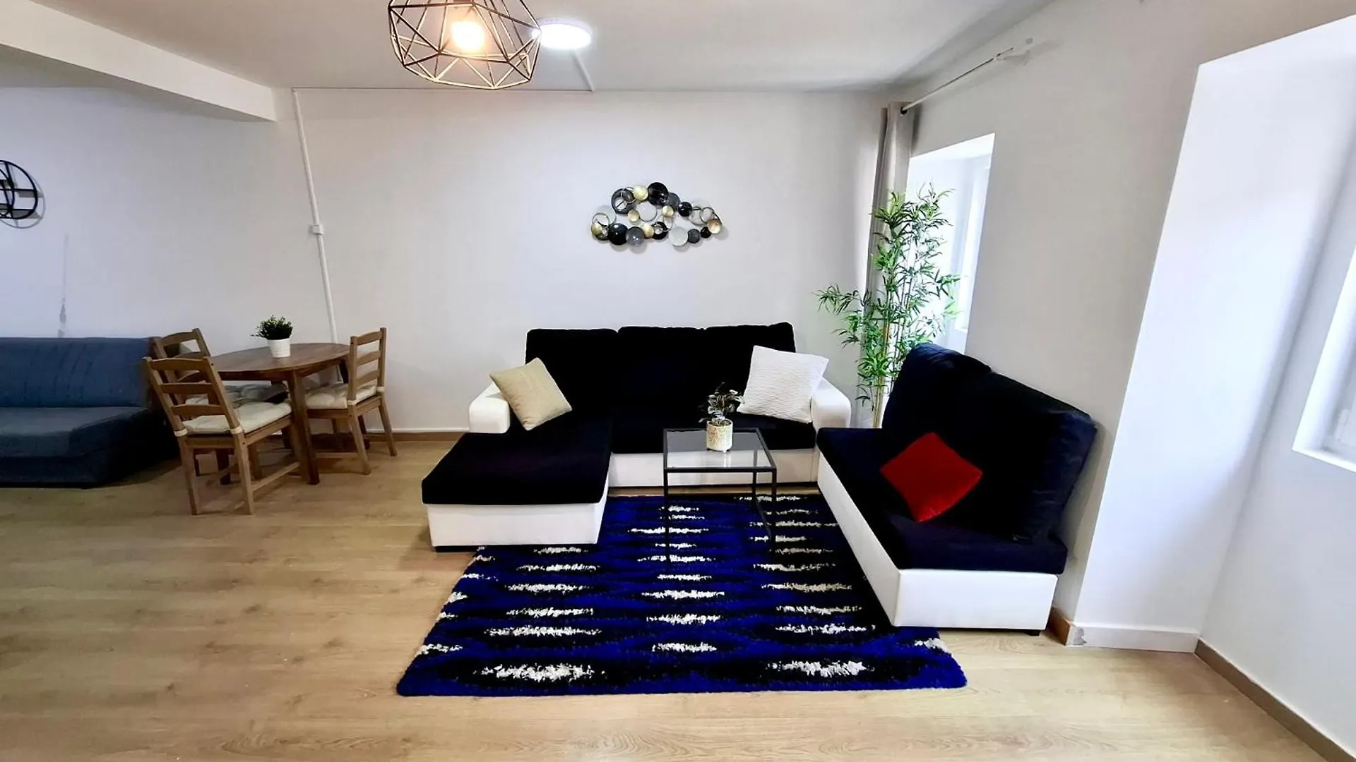 Apartment Helle Und Gemuetliche Wohnung Im Zentrum Lisbon Portugal